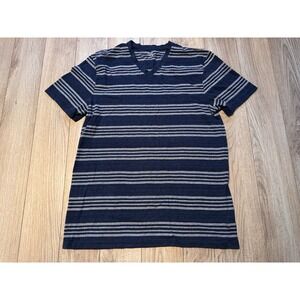 Old Navy Mens V-Neck T-Shirt Navy Blue White Striped Short Sleeve Size M